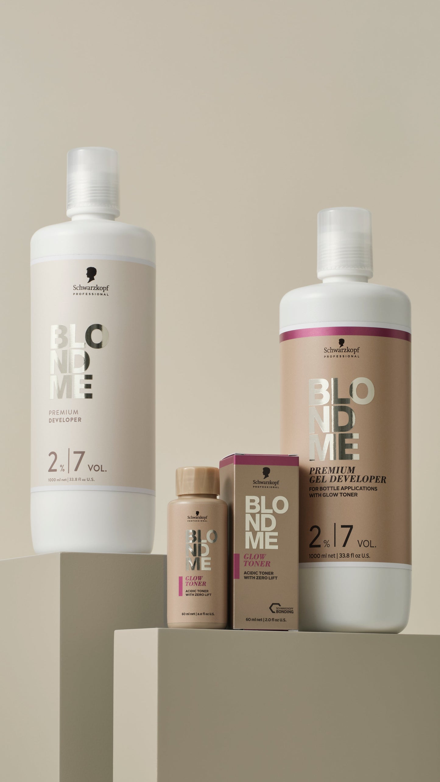Schwarzkopf Professional BlondMe Vopsea de Păr Lichidă Glow Toner cu Acid Profesional pentru Blond Luminos 60ml