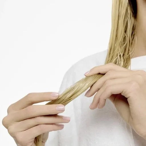 Balsam Leave-In pentru Păr Blond Schwarzkopf BLONDME Bond Repair – Sigilare Vârfuri & Control Anti-Frizz 75ml - Păr