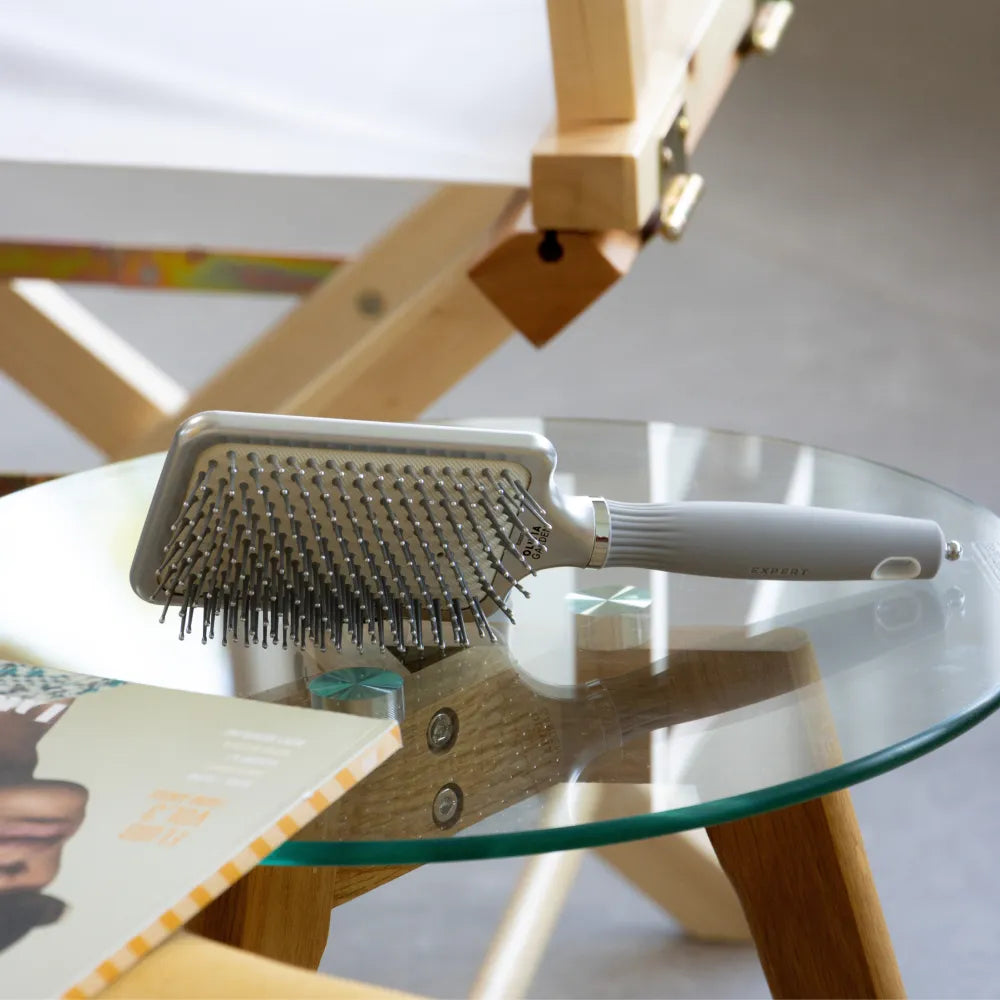 Perie profesională Olivia Garden Expert Care Rectangular Silver L cu peri din nylon Nylgard