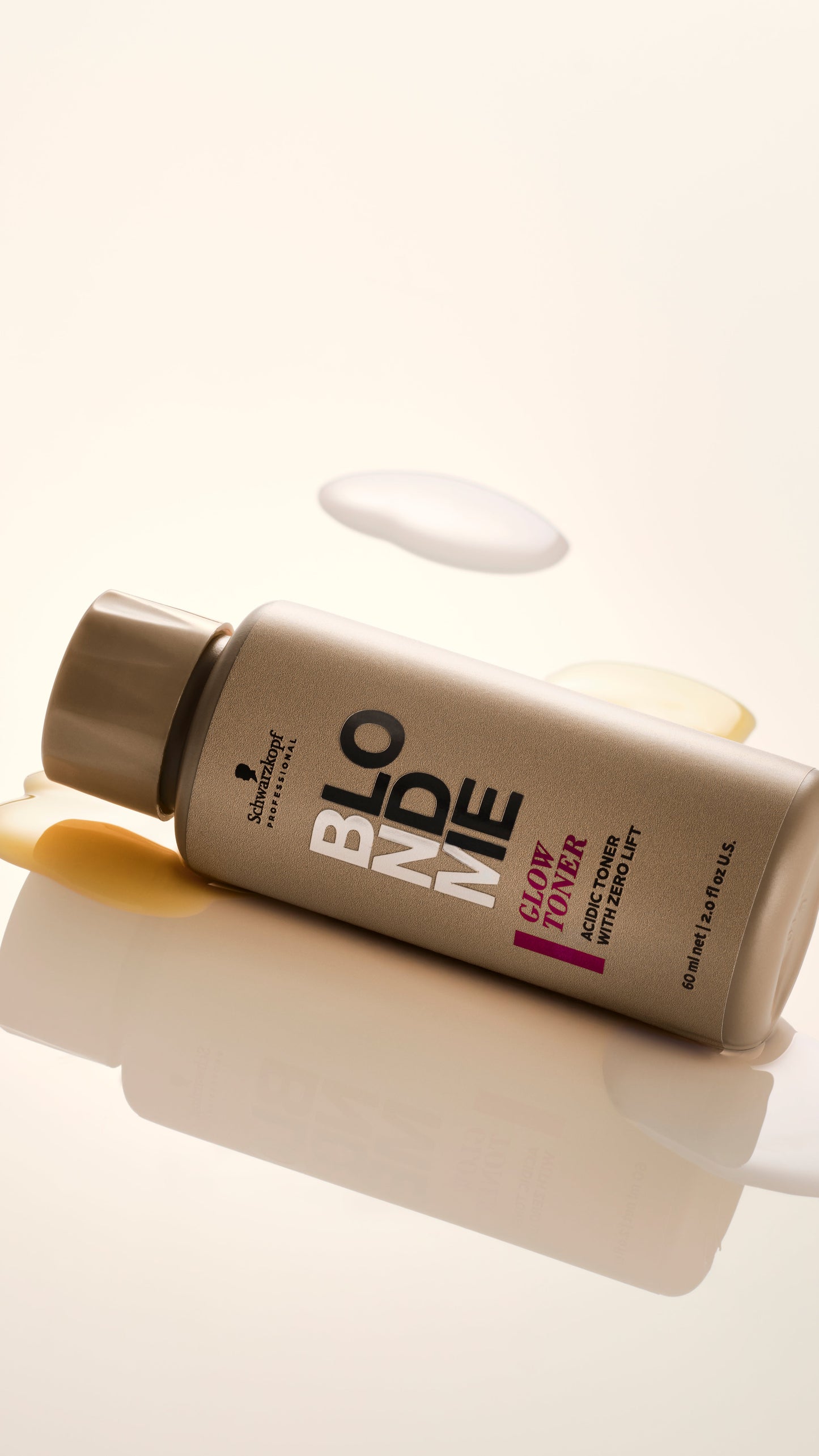 Schwarzkopf Professional BlondMe Vopsea de Păr Lichidă Glow Toner cu Acid Profesional pentru Blond Luminos 60ml