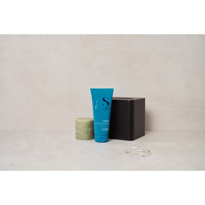 Alfaparf Milano Semi di Lino Curls Enhancing Low Conditioner – Balsam Profesional pentru Păr Ondulat și Creț, Hidratare, Definire și Anti‑Frizz