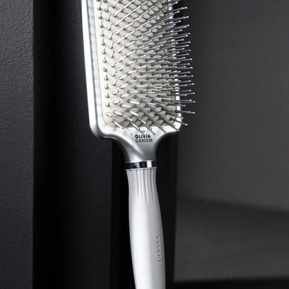 Perie profesională Olivia Garden Expert Care Rectangular Silver L cu peri din nylon Nylgard