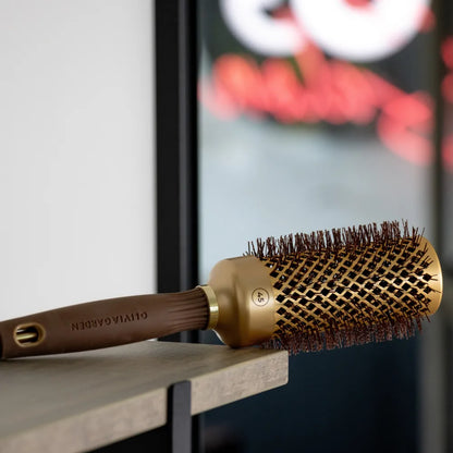 Perie termică rotundă Olivia Garden Expert Blowout Shine 80mm Gold & Brown bară ceramică cu turmalină și peri ondulați