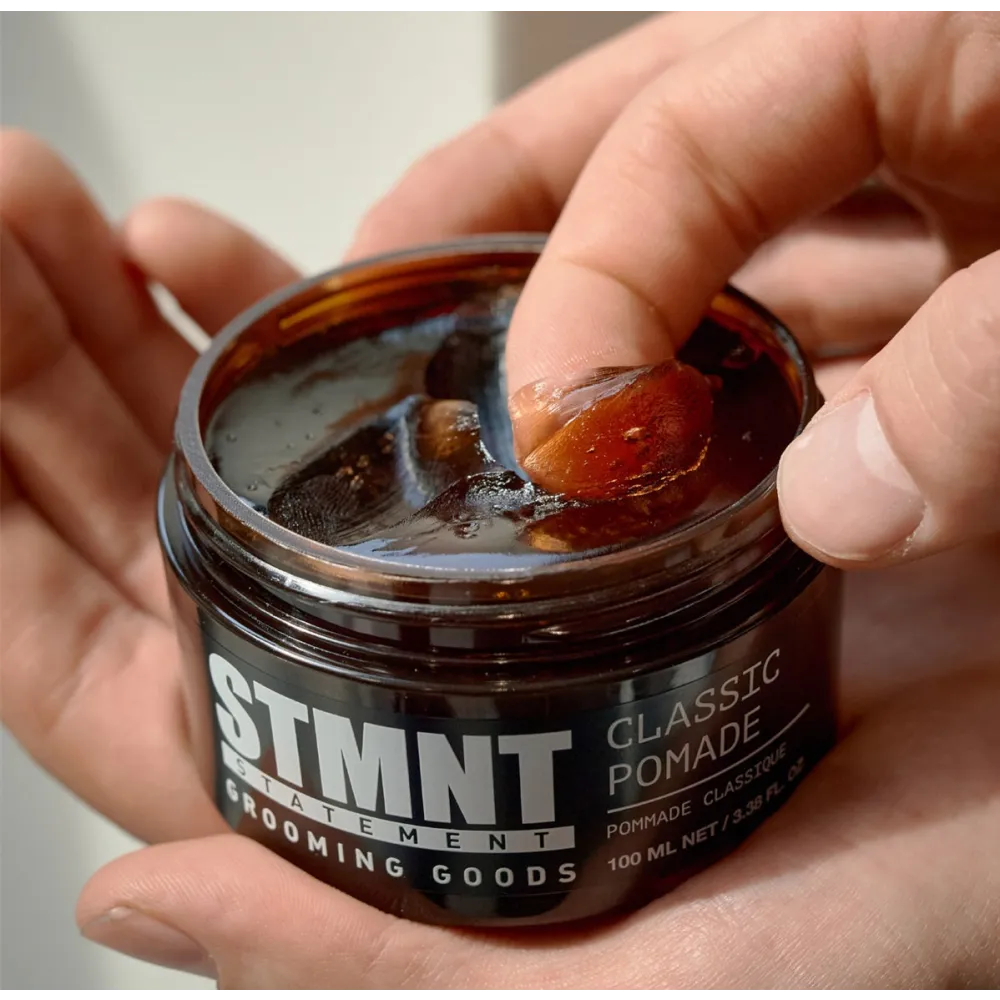 STMNT Classic Pomade 100ml – Fixare flexibilă control puternic și luciu natural cu spălare ușoară și parfum sofisticat